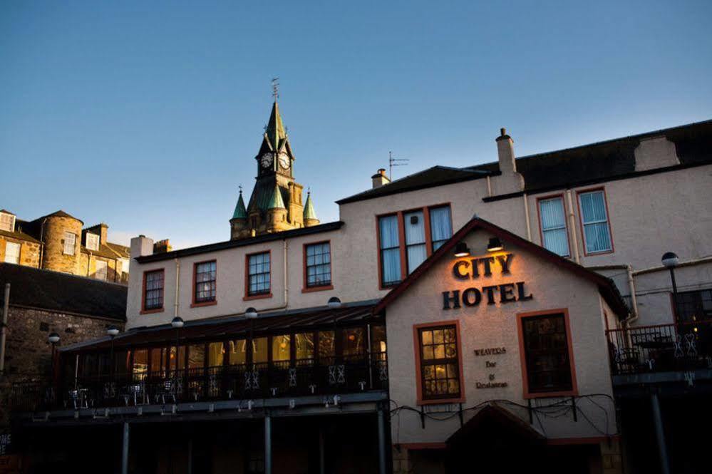 The City Hotel 던펌린 외부 사진